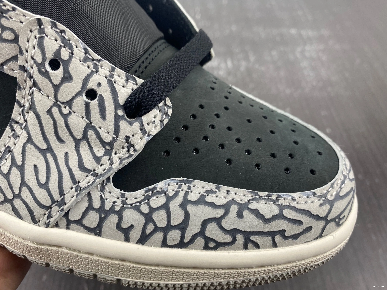 Cement Black - Jordan Low Retro CZ0790-001 1 OG 1031